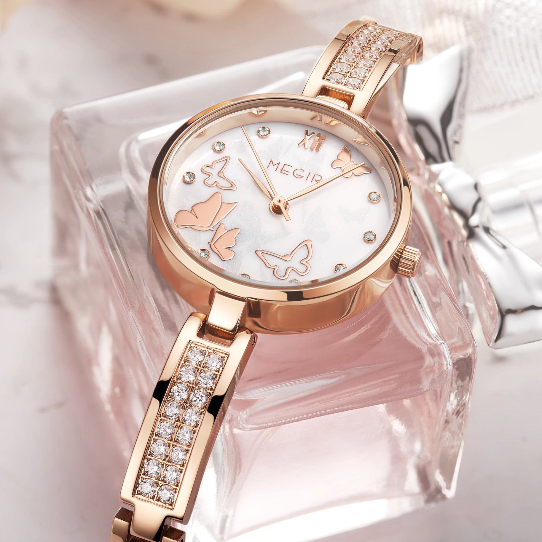MEGIR Watch for Women Luxury Diamond Ladies Quartz Wristwatches Steel Women Bracelet Watches Female Dress Clock Relogio Feminino 7018