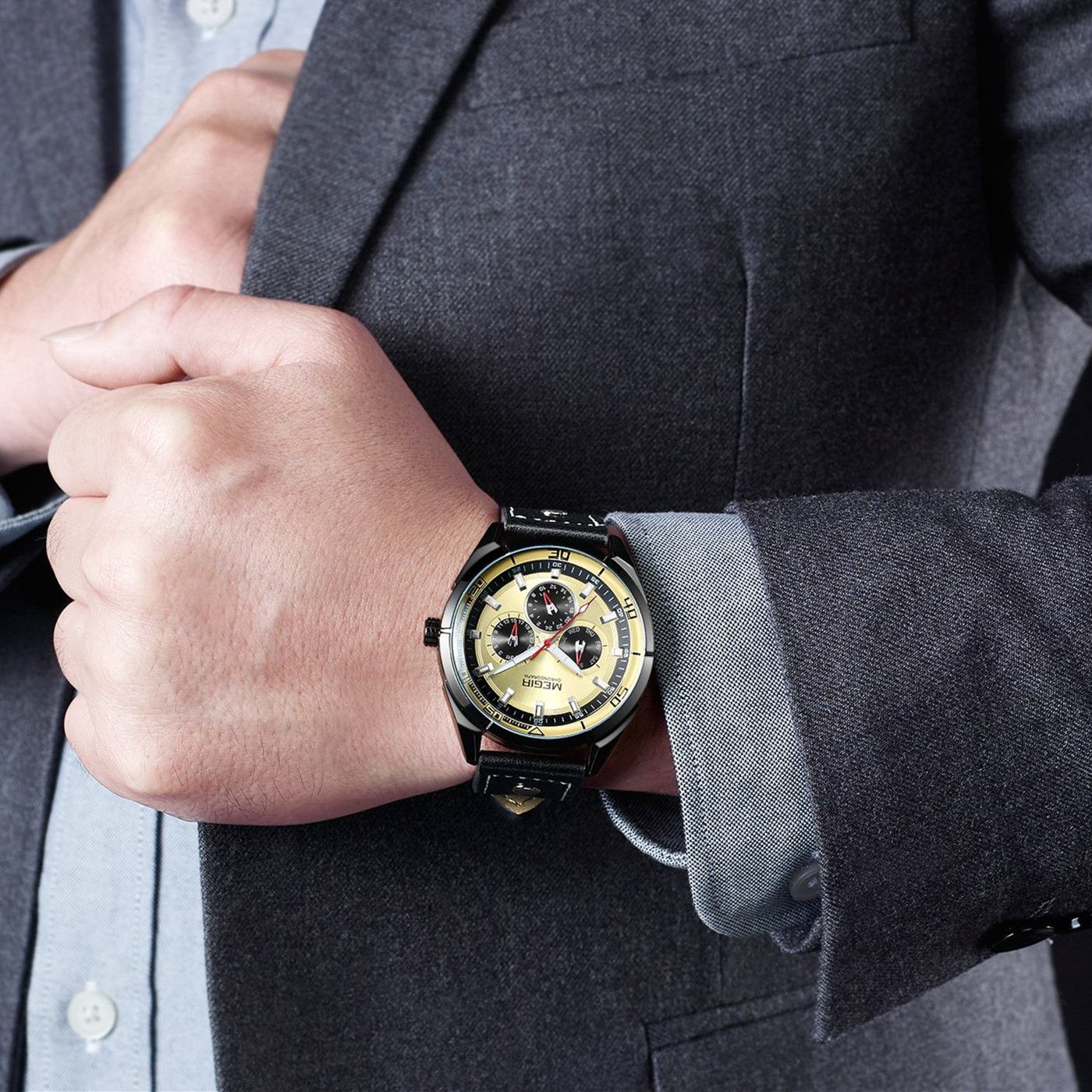 MEGIR Fashion Quartz Chronograph Watch for Men Leather Strap Military Sport Wristwatch Waterproof 24-hour Week Date Clock 2072