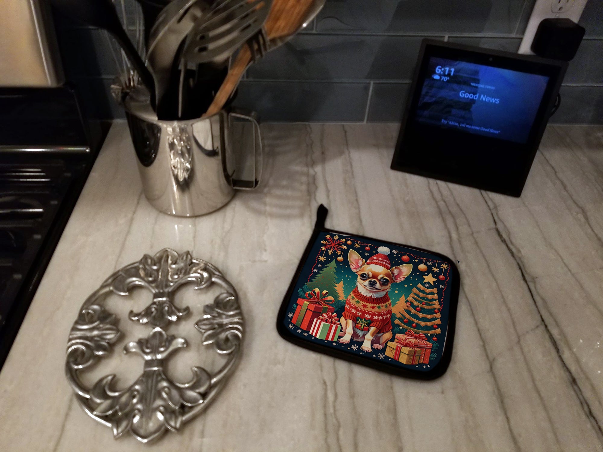 Chihuahua Christmas Pair of Pot Holders