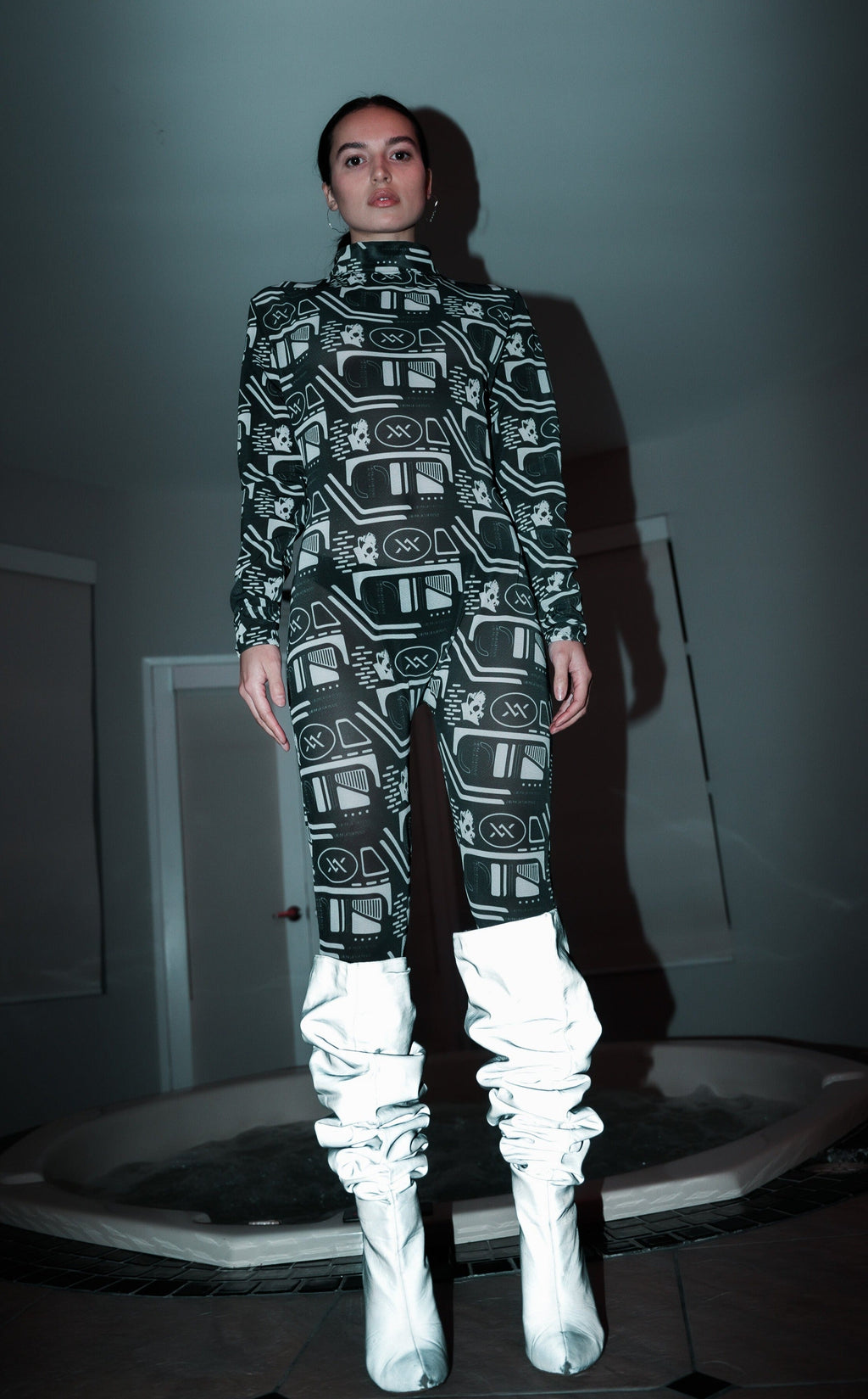 TECH SKIN