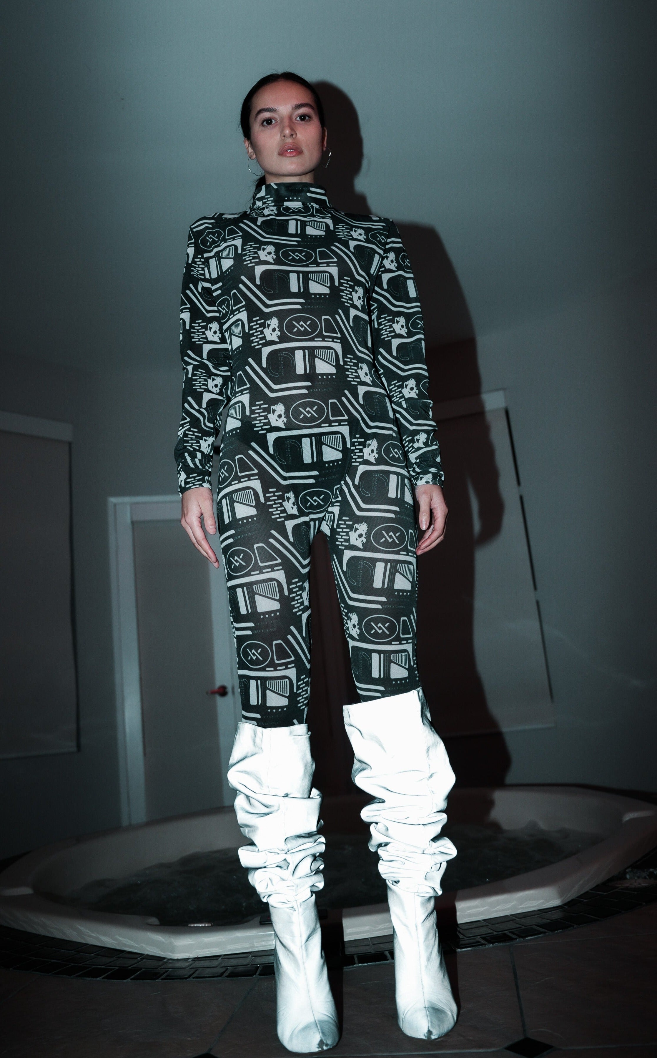 TECH SKIN