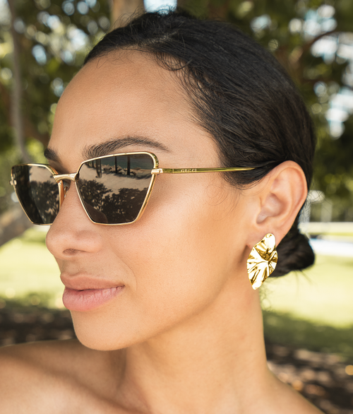18k Gold Filled Minimalist Wavy Earrings (L391)