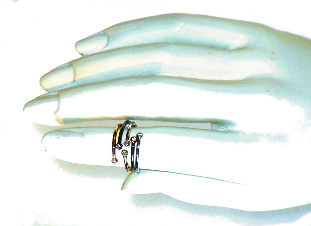 Diamond Dot Stacking Ring- 18K gold