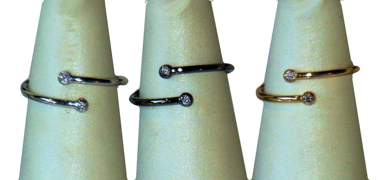 Diamond Dot Stacking Ring- 18K gold