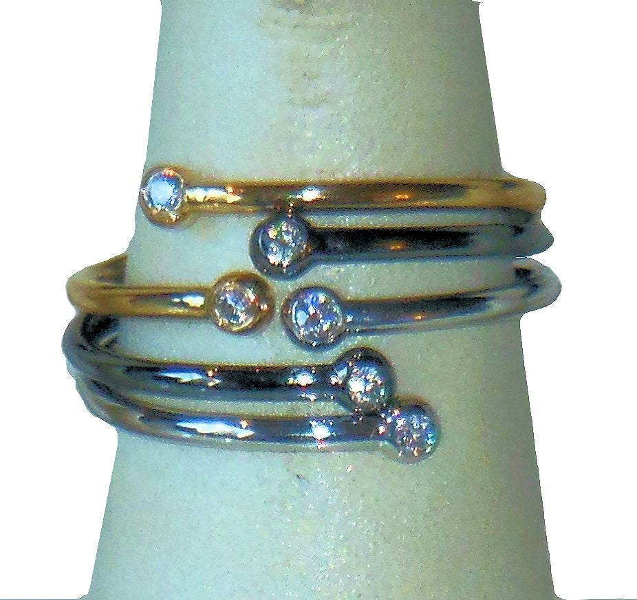 Diamond Dot Stacking Ring- 18K gold
