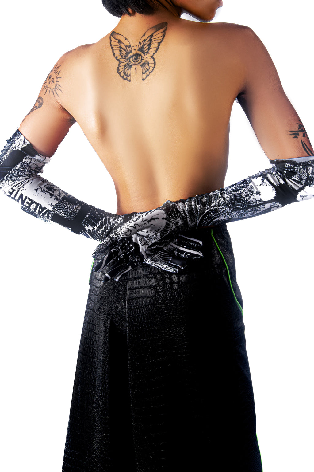 HOLY GLOVES