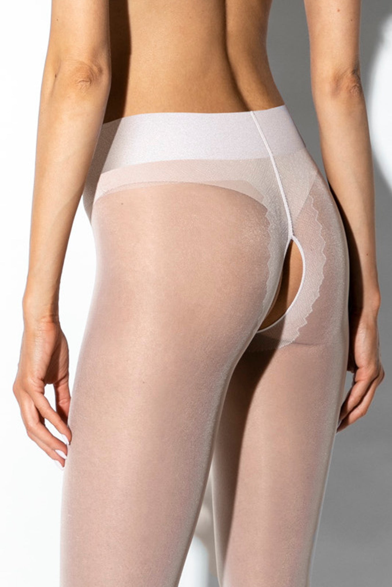 Amour Hip Gloss Open Crotch Pantyhose 20DEN White