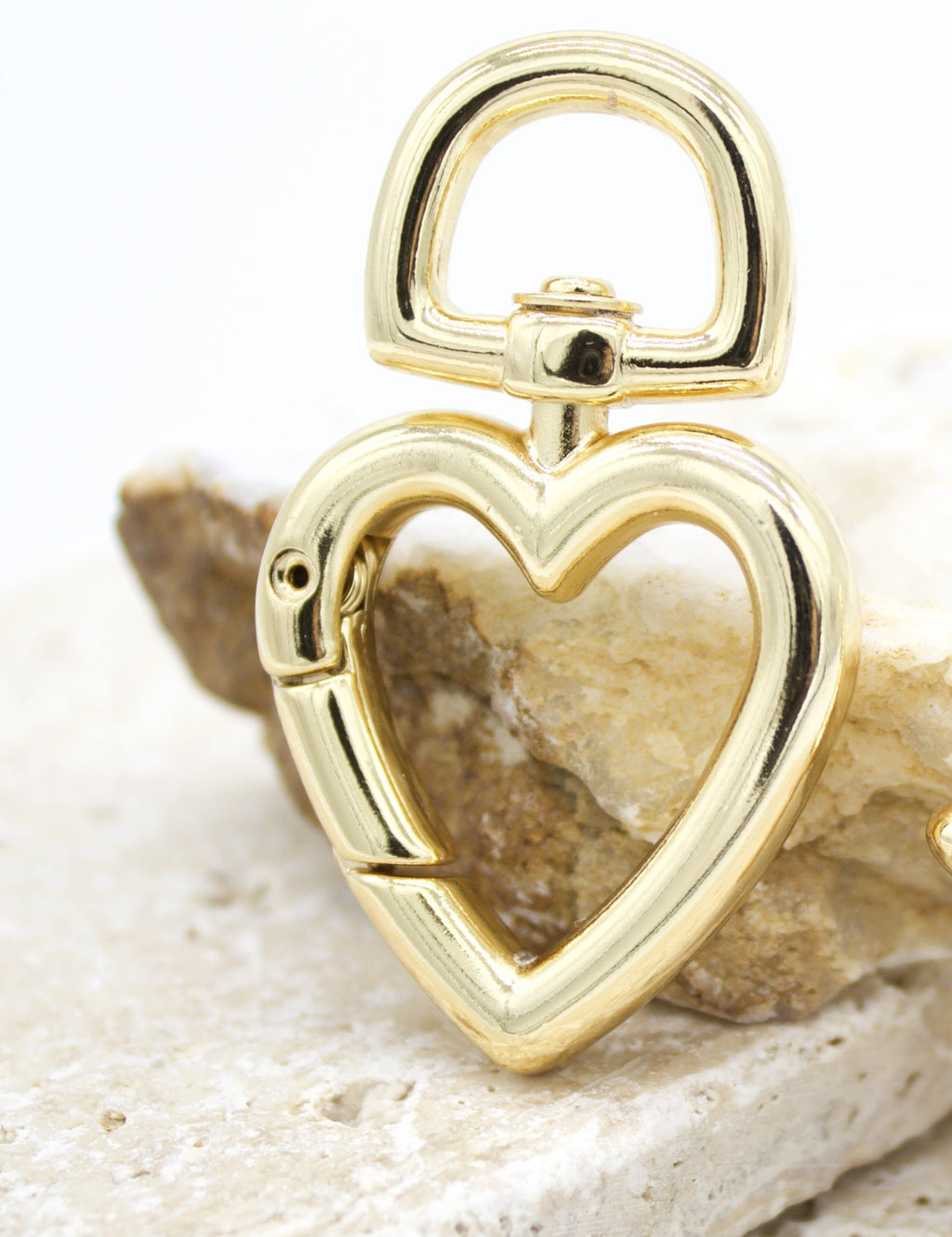 18K Gold Filled Heart Latch (XX13)