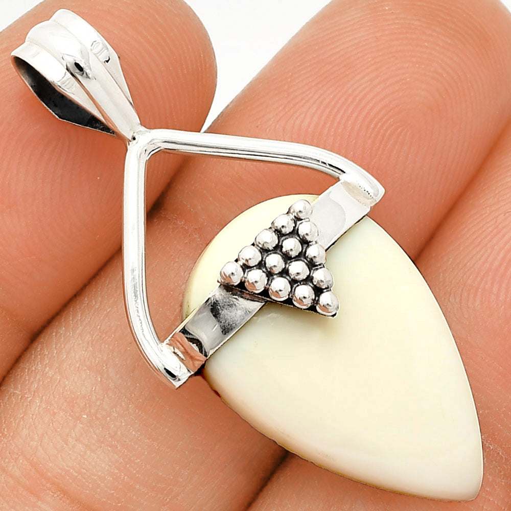 Natural White Opal Pendant P-1722 SDP149180