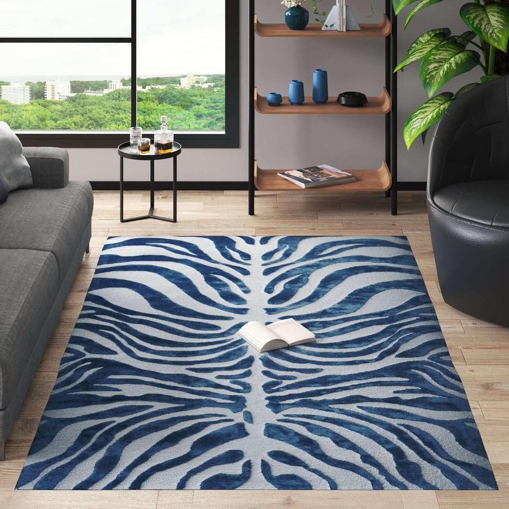 Canvello Bamboo Silk Rug, New Apartment Gift, Floorcloth, TIGER Printed Rug, Minimalist Blue And White Panther Style Transitional WOOL RUG 5X8 ft