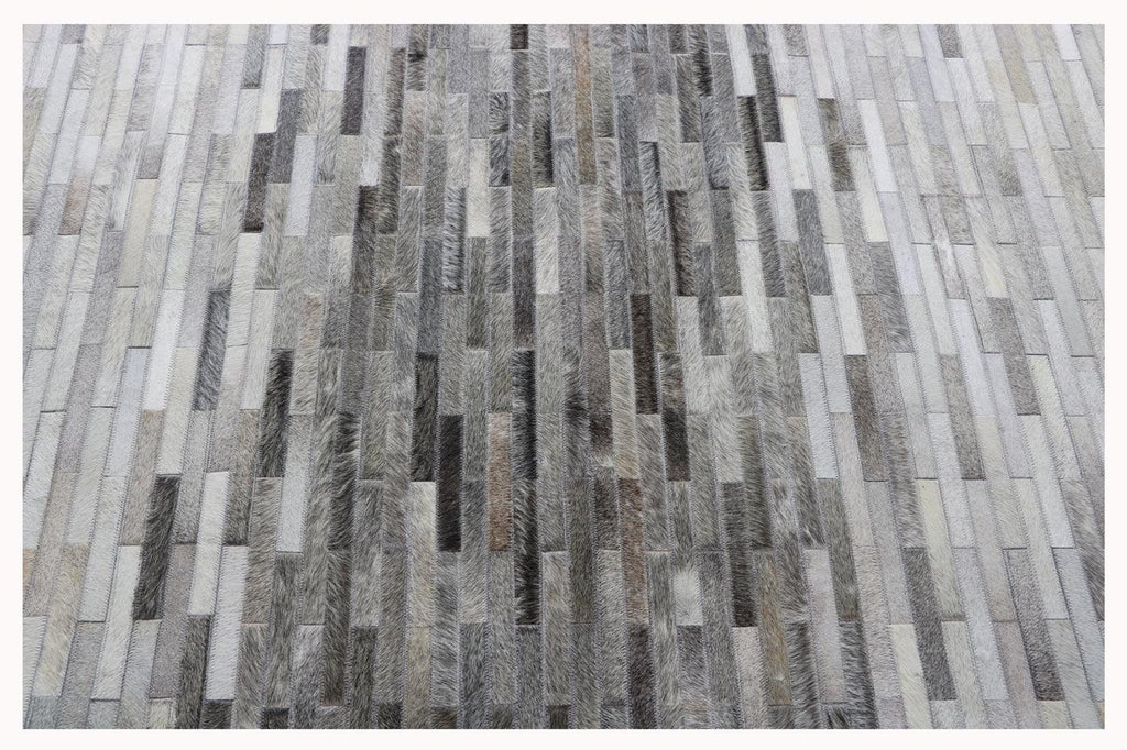 Canvello Modern Galaxy Hand-Loomed Silver Cowhide Area Rug- 5' X 8'